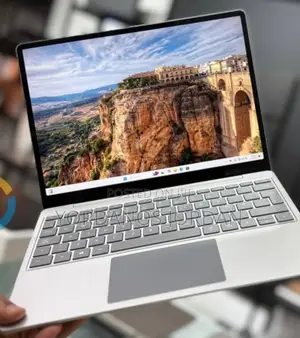 New Laptop Microsoft Surface Go 16GB Intel Core i5 SSD 512GB