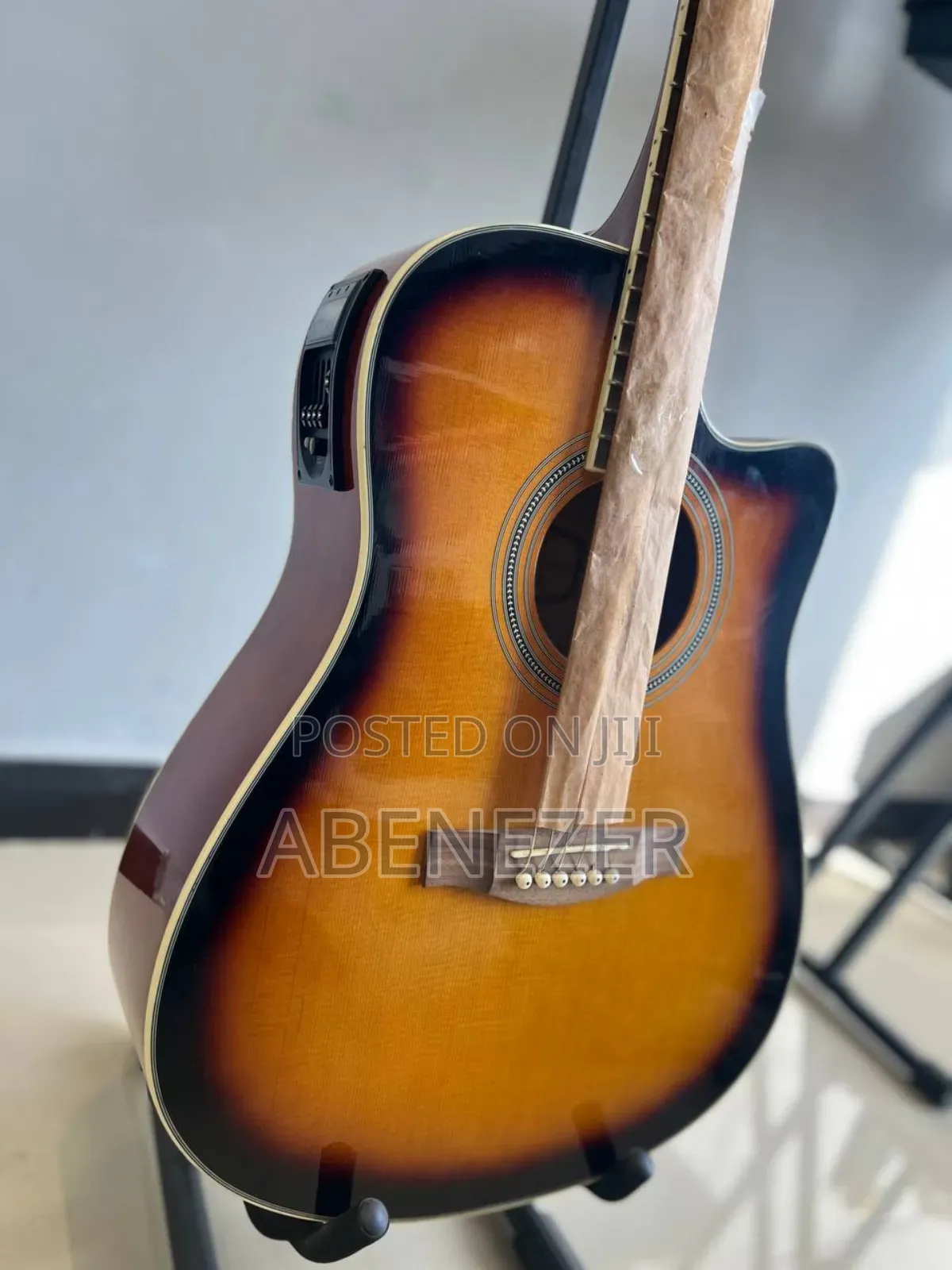 Yamaha F6000eq Box Guitar