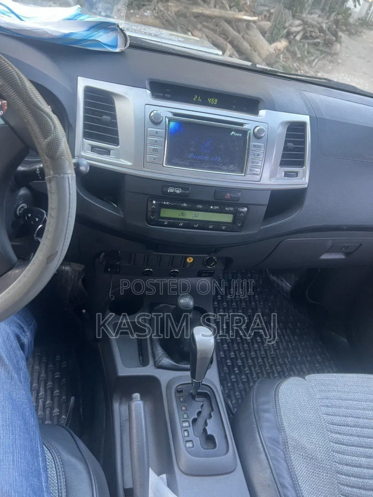 Toyota Hilux 3.0 D-4D 4x4 2013 Gray