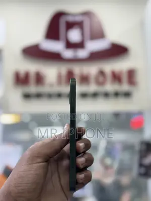 Apple iPhone 13 128 GB Green