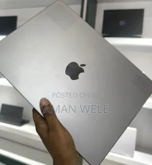 New Laptop Apple MacBook Pro M1 16GB Apple M1 Pro SSD 512GB