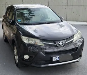Photo - Toyota RAV4 2015 Brown