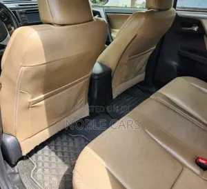 Toyota RAV4 2015 Brown