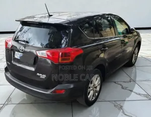 Toyota RAV4 2015 Brown