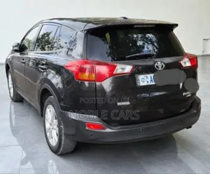 Toyota RAV4 2015 Brown