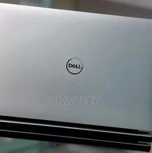 New Laptop Dell Precision 5540 16GB Intel Core i5 SSD 1T