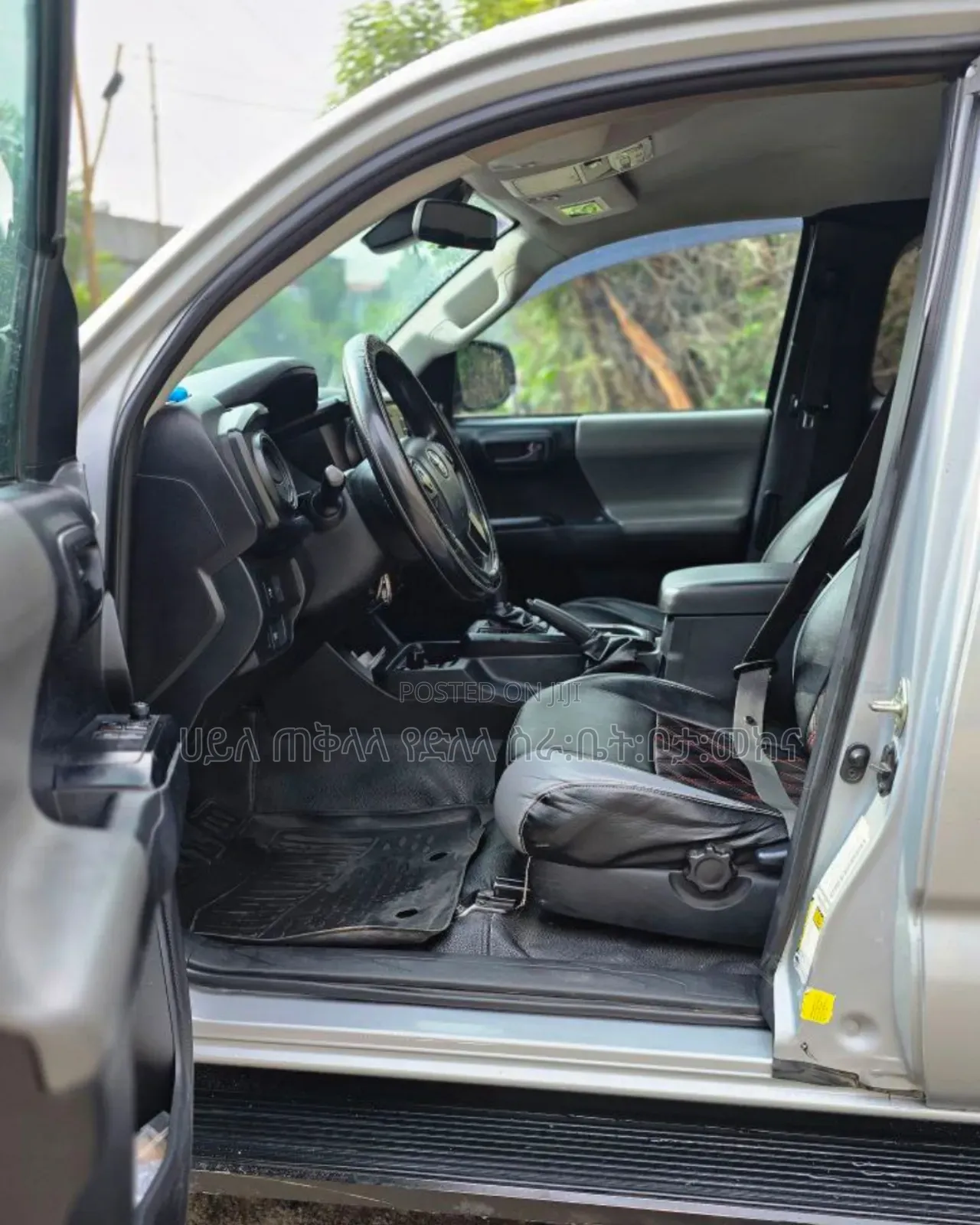 Toyota Tacoma 2020 Silver