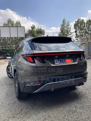 Hyundai Tucson 2021 Brown