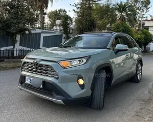Photo - Toyota RAV4 2020 Teal