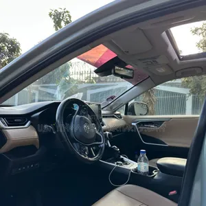 Toyota RAV4 2020 Teal