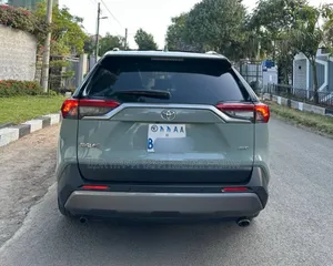 Toyota RAV4 2020 Teal