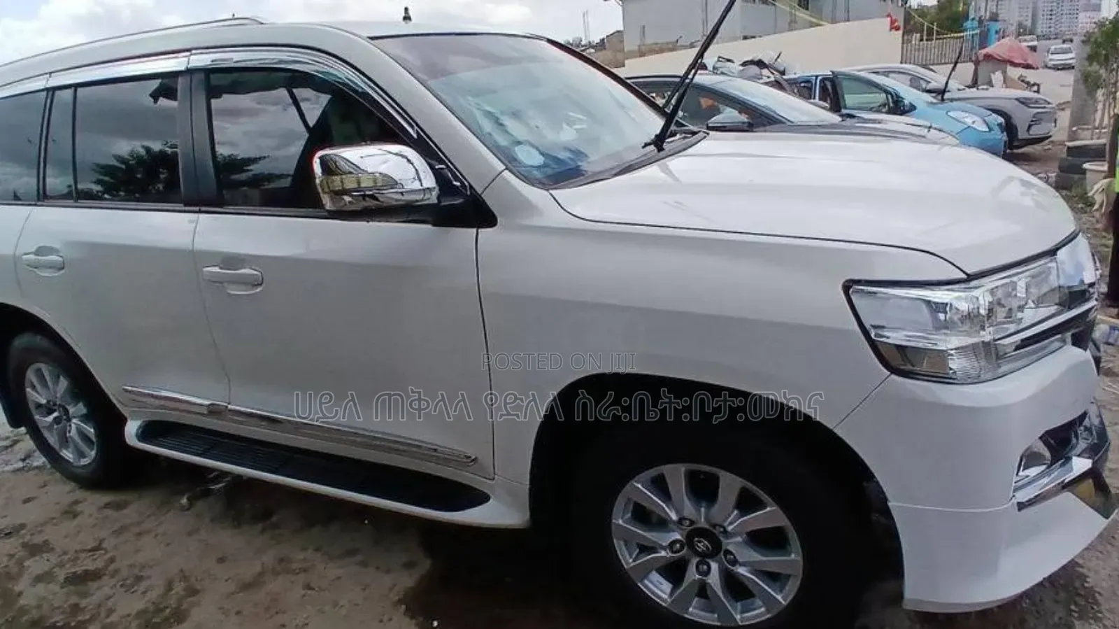 Toyota Land Cruiser 2012 Ivory