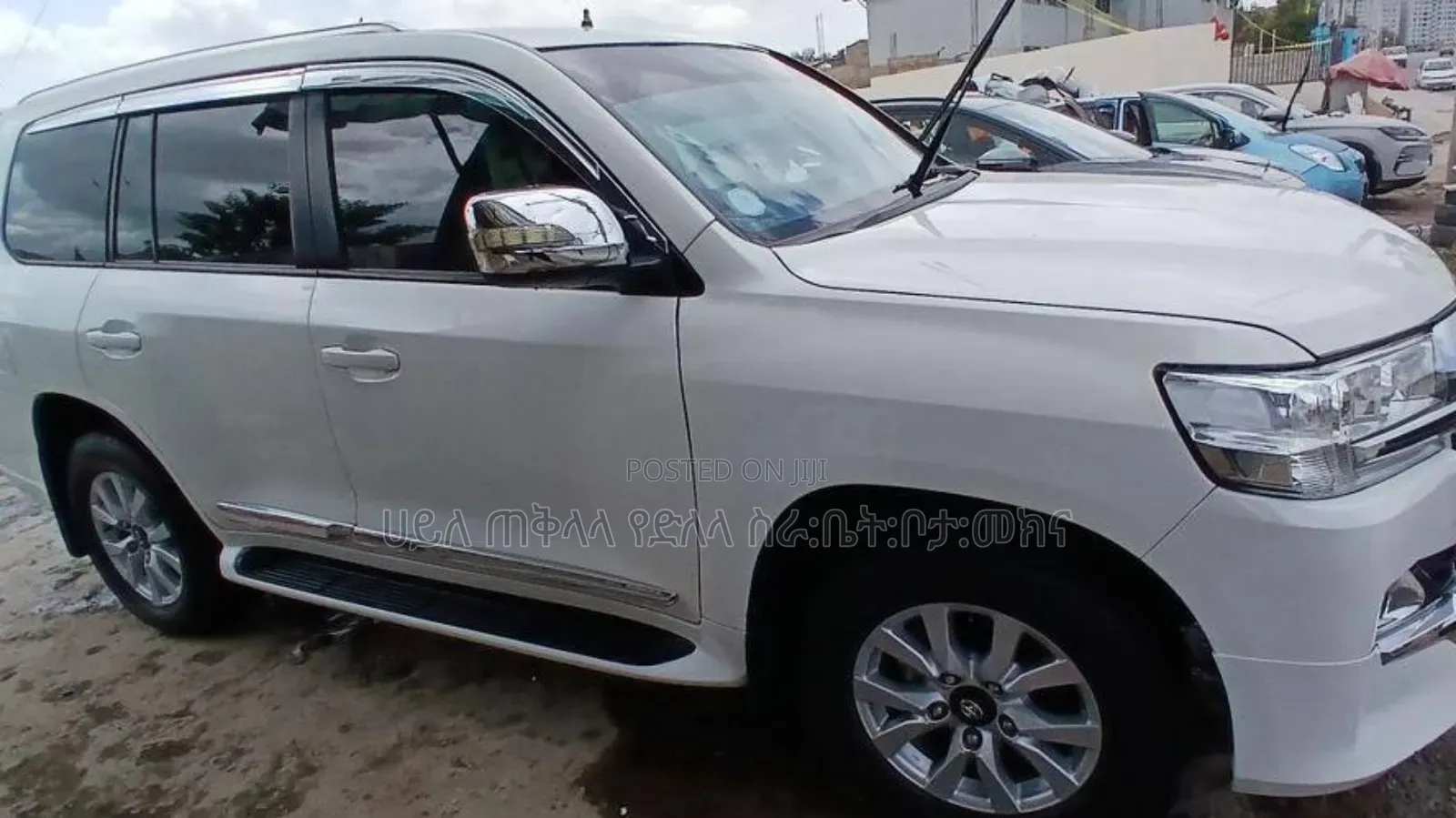 Toyota Land Cruiser 2012 Ivory