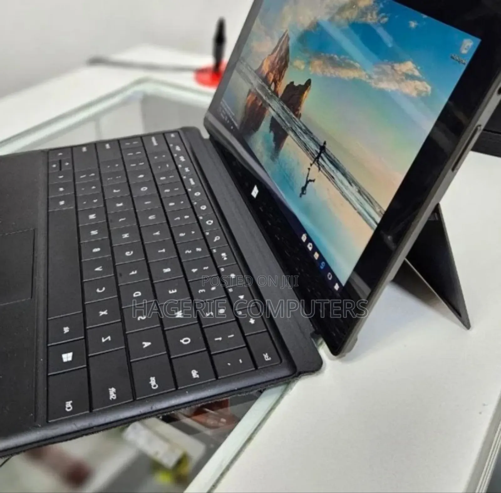 New Laptop Microsoft Surface 2GB Intel Pentium SSD 32GB