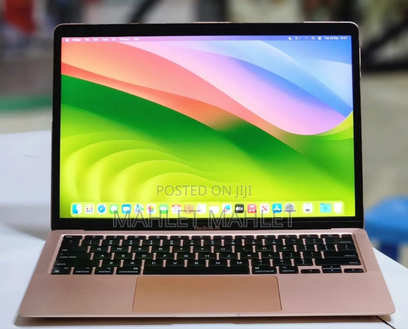 New Laptop Apple MacBook Pro M1 8GB Apple M1 SSD 256GB