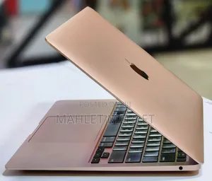 New Laptop Apple MacBook Pro M1 8GB Apple M1 SSD 256GB