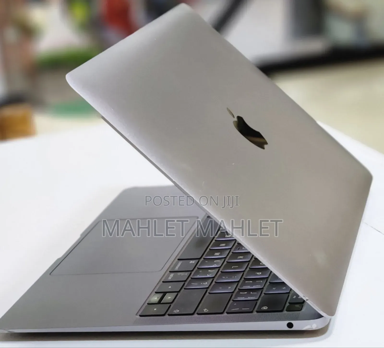 New Laptop Apple MacBook Air 2019 8GB Intel Core I5 SSD 256GB