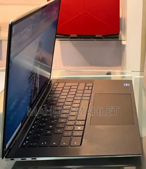 Photo - New Laptop Dell XPS 11 (9P33) 16GB Intel Core I7 SSD 512GB