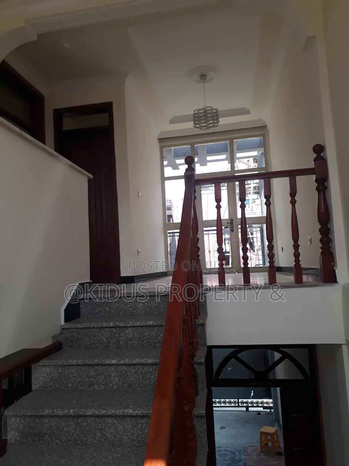 4bdrm House in Nasswe Real State, Nifas Silk-Lafto for rent
