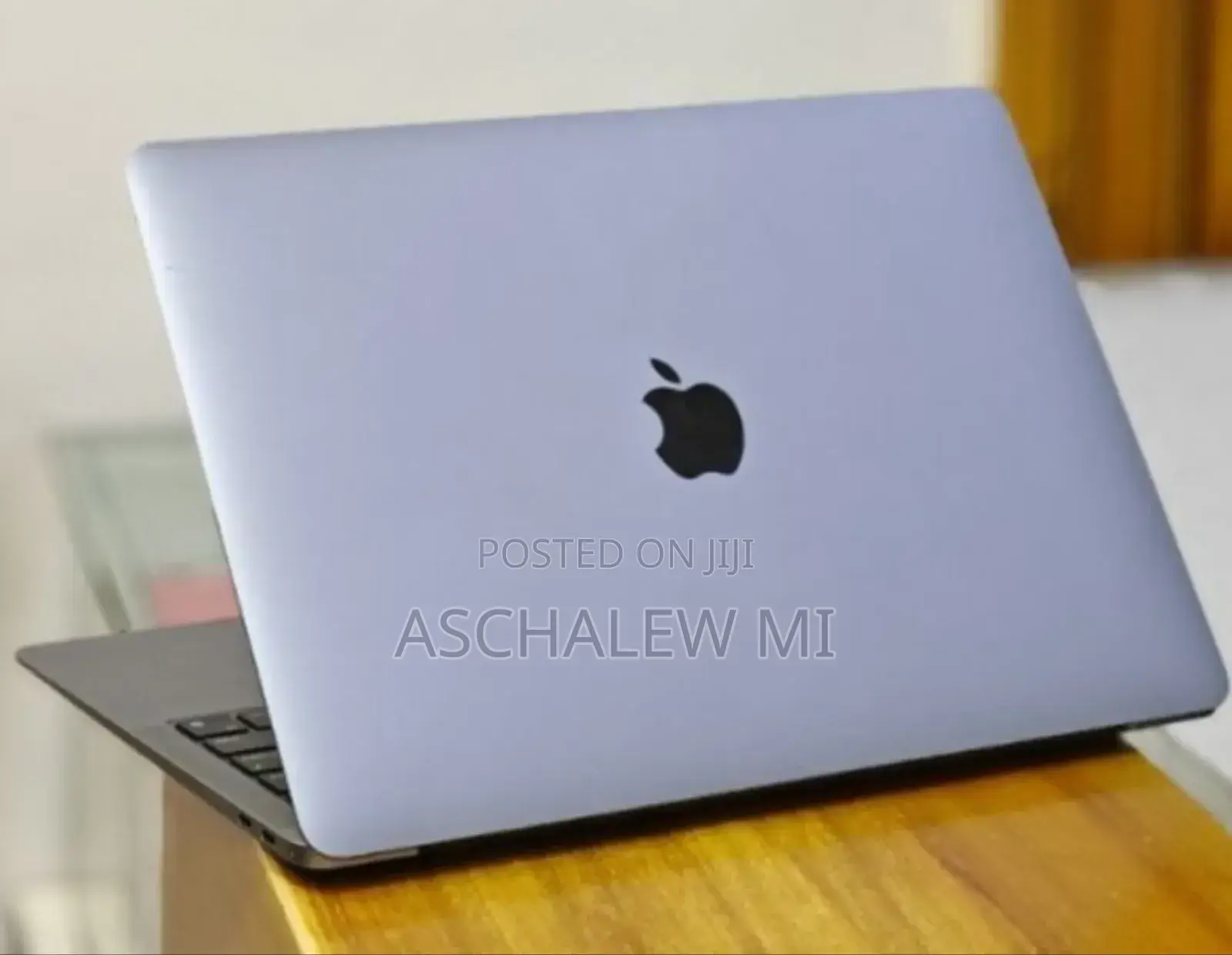 New Laptop Apple MacBook Air 2020 M1 8GB Apple M1 SSD 256GB