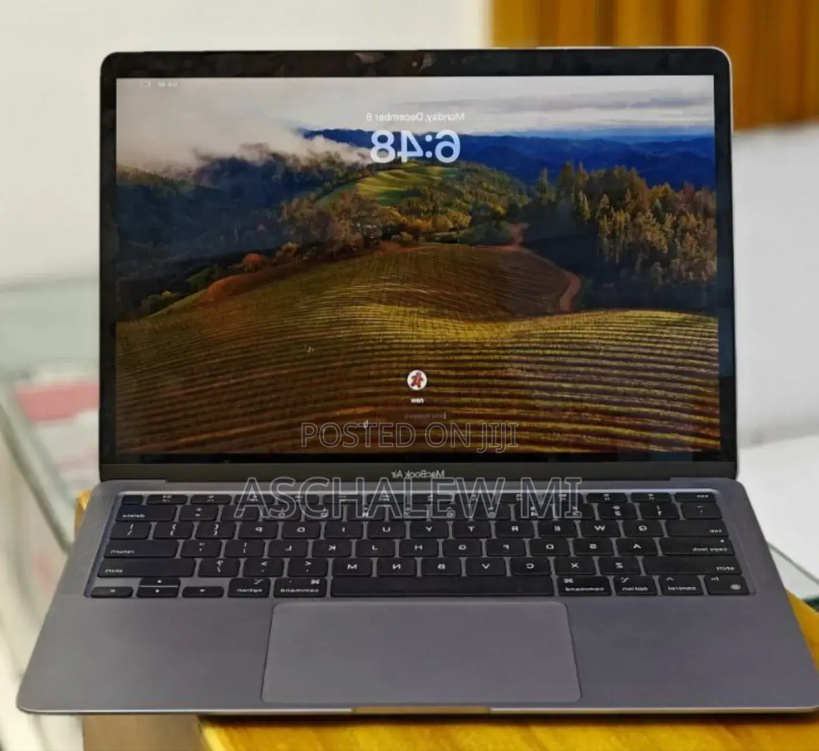 New Laptop Apple MacBook Air 2020 M1 8GB Apple M1 SSD 256GB