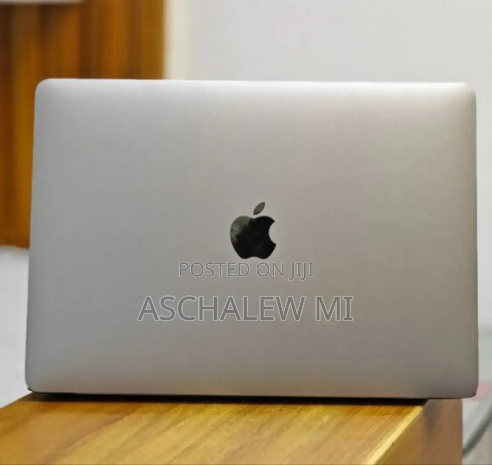 New Laptop Apple MacBook Air 2020 M1 8GB Apple M1 SSD 256GB