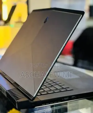 New Laptop Alienware M15 R3 16GB Intel Core I7 SSD 512GB