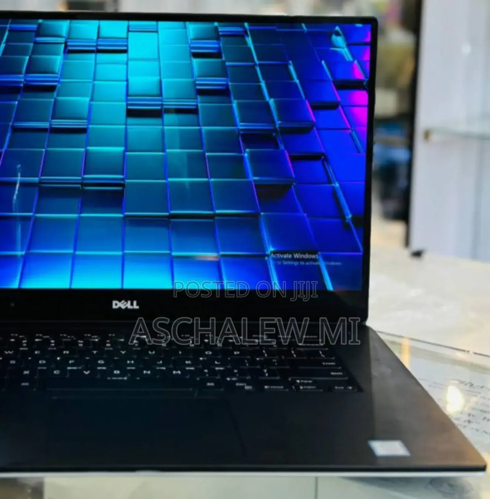 New Laptop Dell Precision 5520 16GB Intel Core I7 SSD 512GB