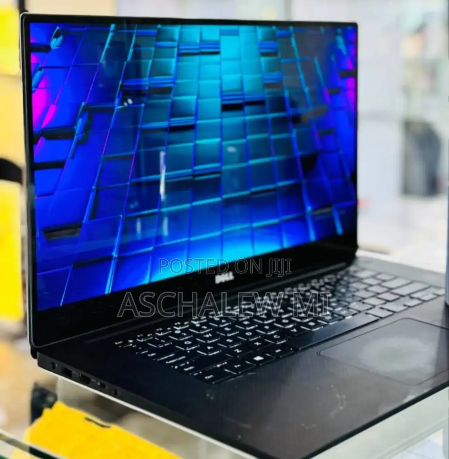 New Laptop Dell Precision 5520 16GB Intel Core I7 SSD 512GB