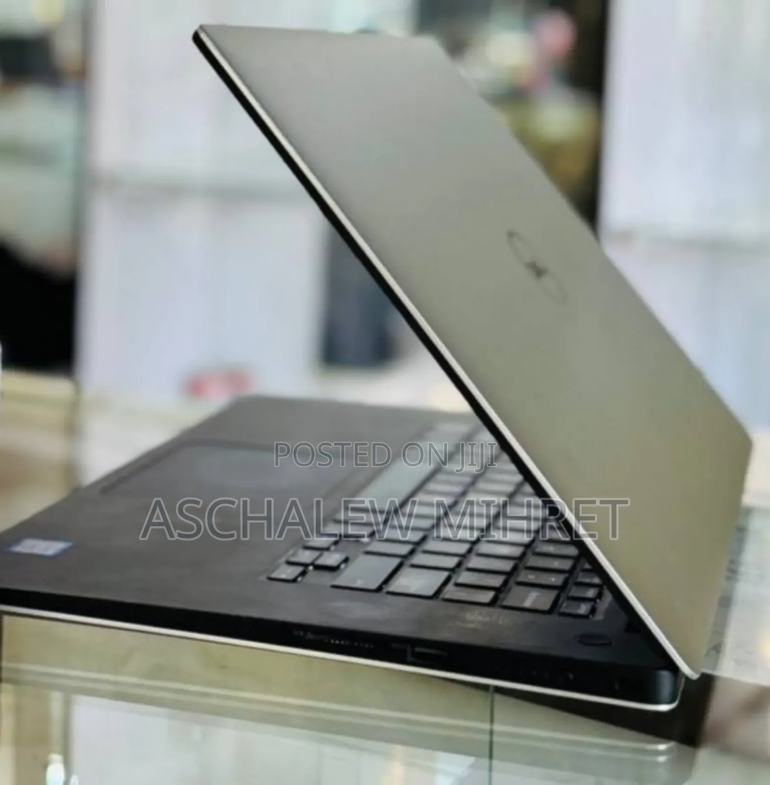 New Laptop Dell Precision 5520 16GB Intel Core I7 SSD 512GB