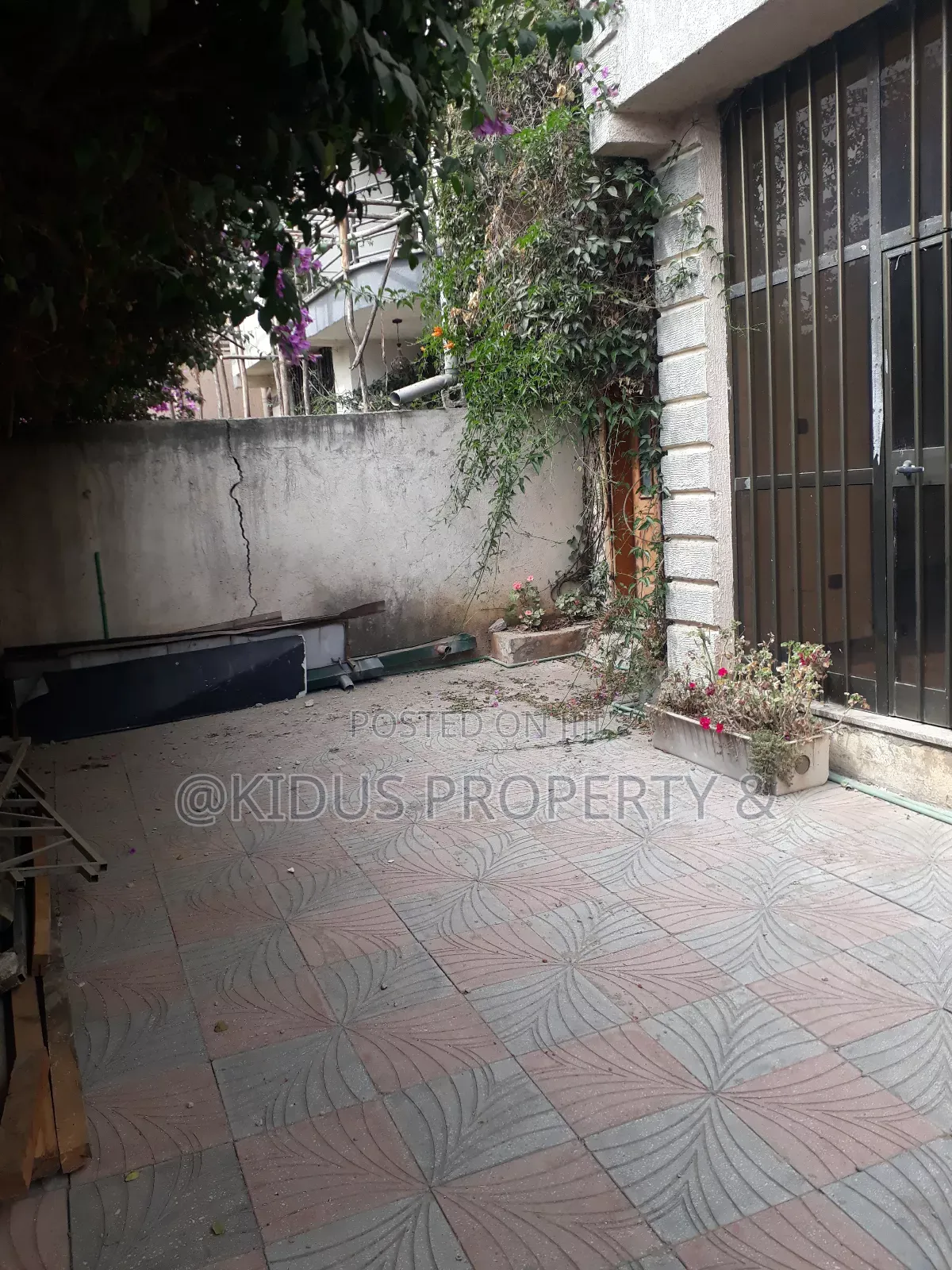 5bdrm House in Mekaele Africa, Nifas Silk-Lafto for rent