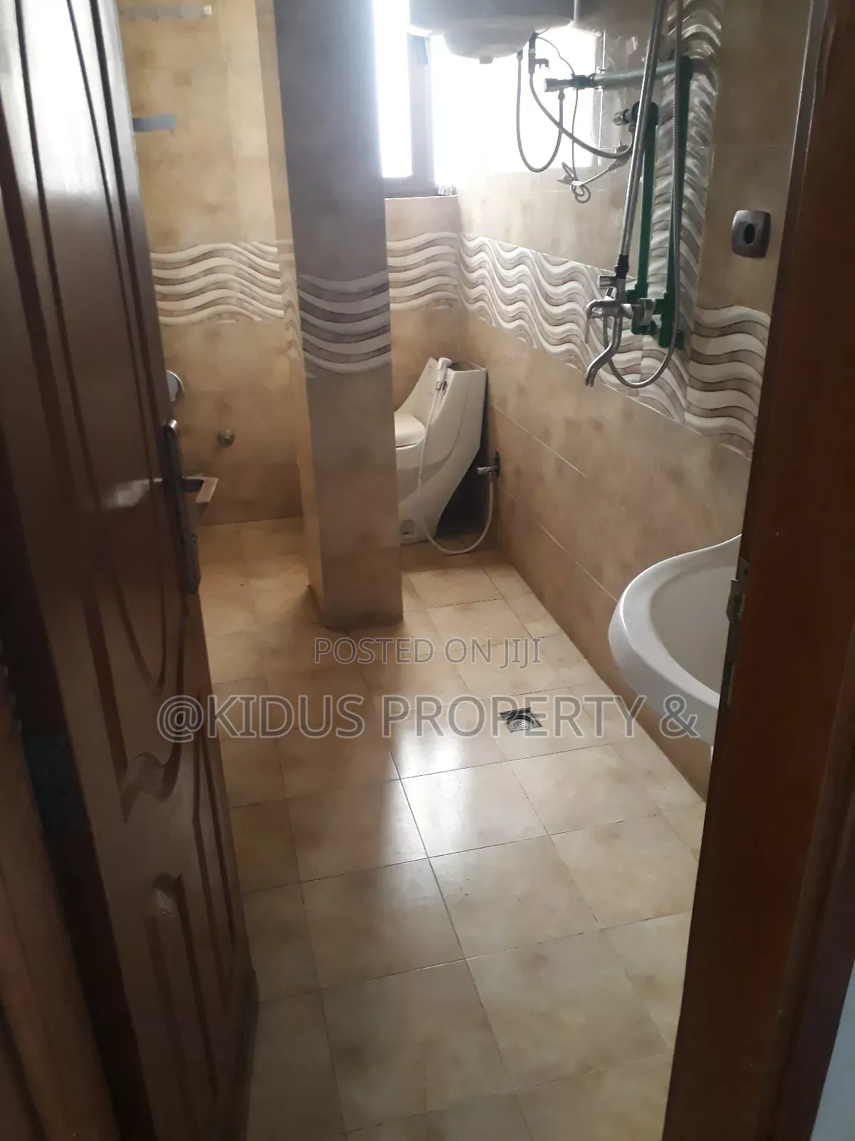 5bdrm House in Mekaele Africa, Nifas Silk-Lafto for rent