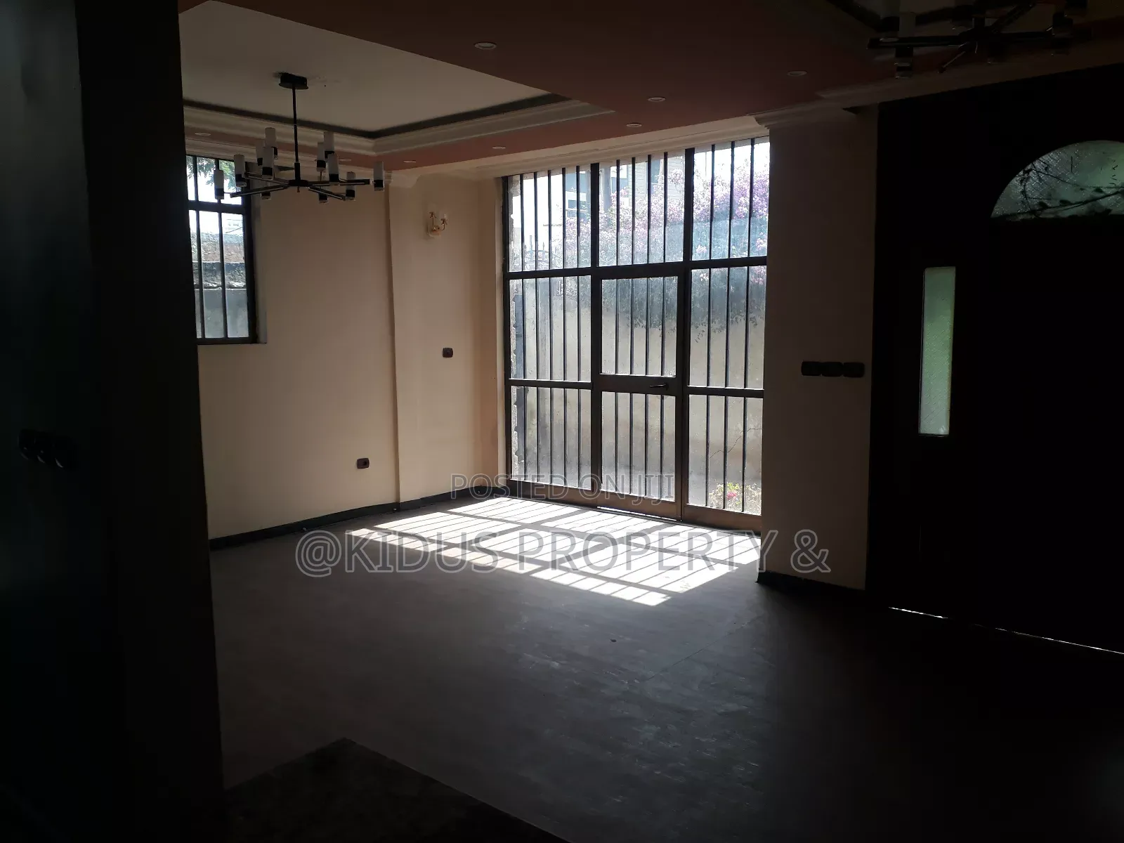 5bdrm House in Mekaele Africa, Nifas Silk-Lafto for rent