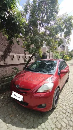 Toyota Yaris 2008 Red