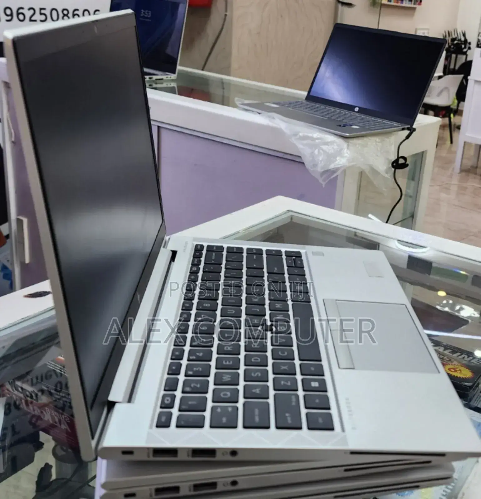 New Laptop HP EliteBook 845 G8 16GB AMD Ryzen 5 SSD 512GB