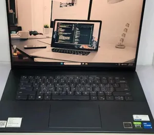 New Laptop Dell Inspiron 16 5620 16GB Intel Core i5 SSD 512GB