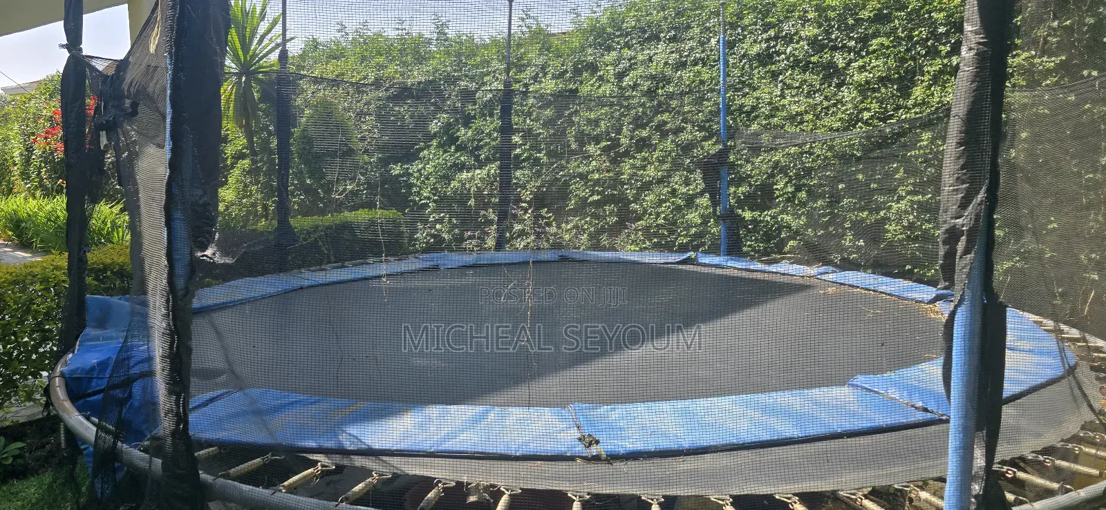 Trampoline