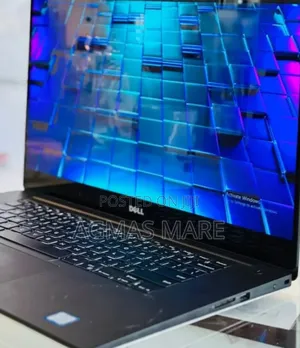 Photo - New Laptop Dell Precision 5520 16GB Intel Core i7 SSD 512GB