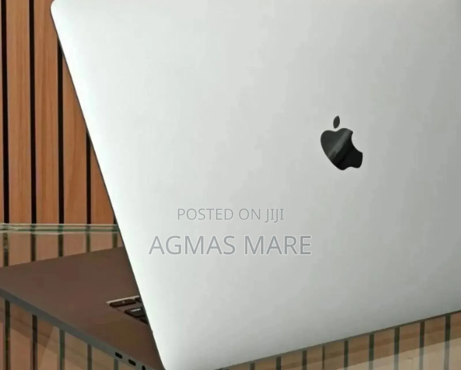 New Laptop Apple MacBook Pro 2019 16GB Intel Core i5 SSD 512GB