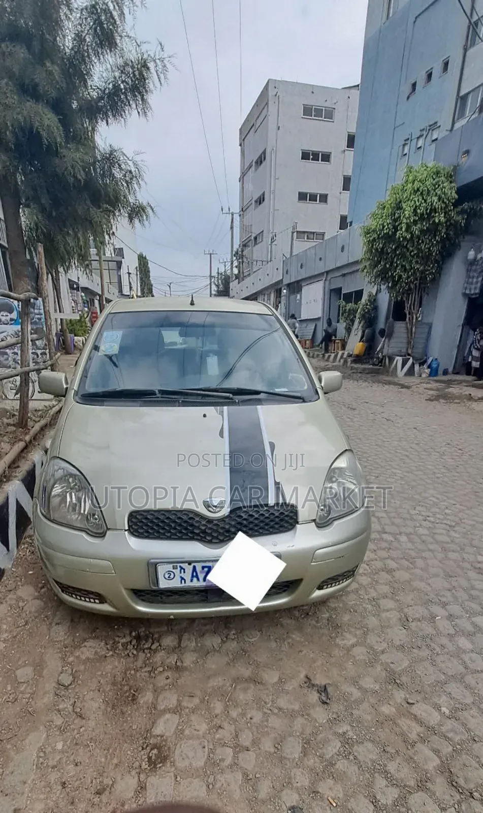 Toyota Vitz 2002 Gold