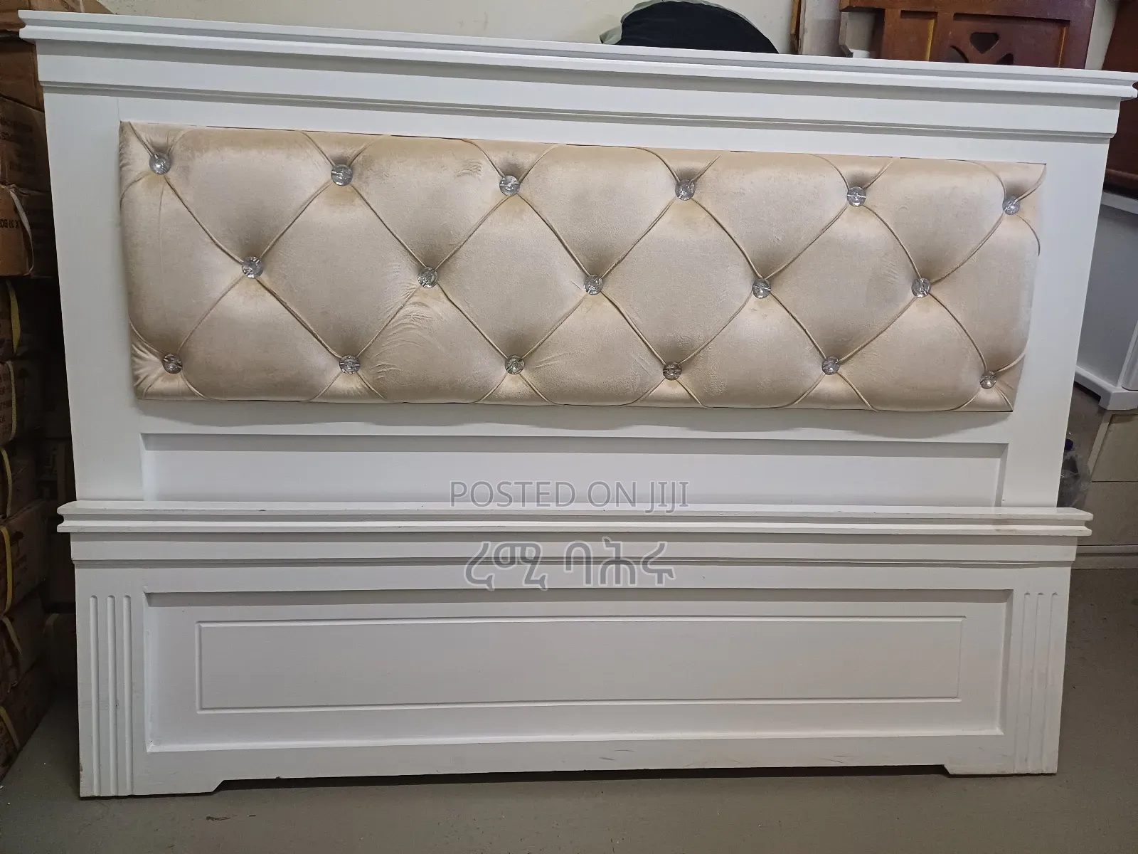 150 Bed Brand New Beddddddddddd Its Whiteeeeeeee