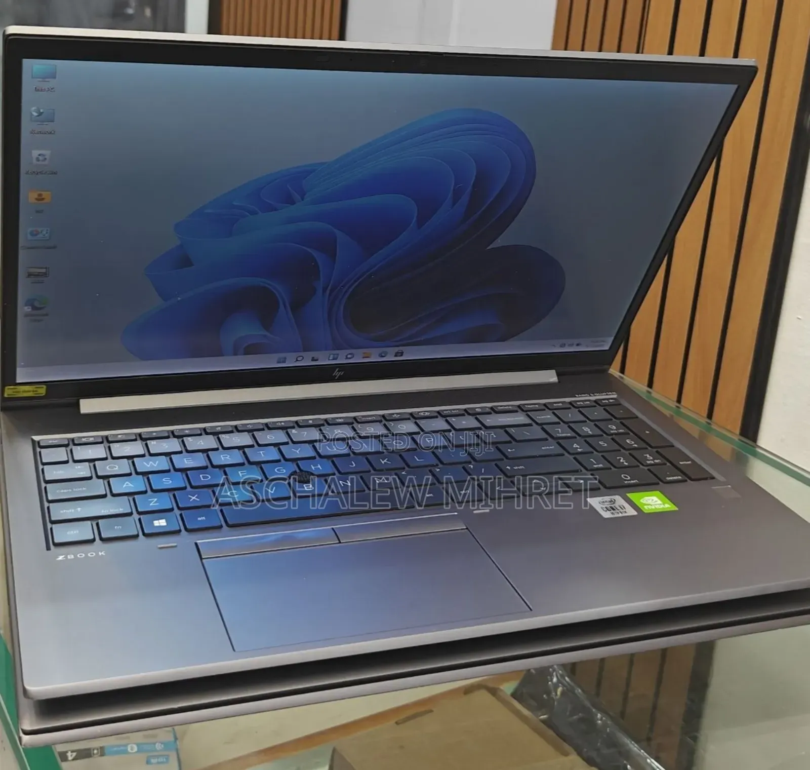 New Laptop HP ZBook 15 16GB Intel Core I7 SSD 512GB