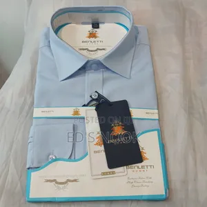 Men’S Light Blue Long-Sleeve Button-Up Shirt – Clean