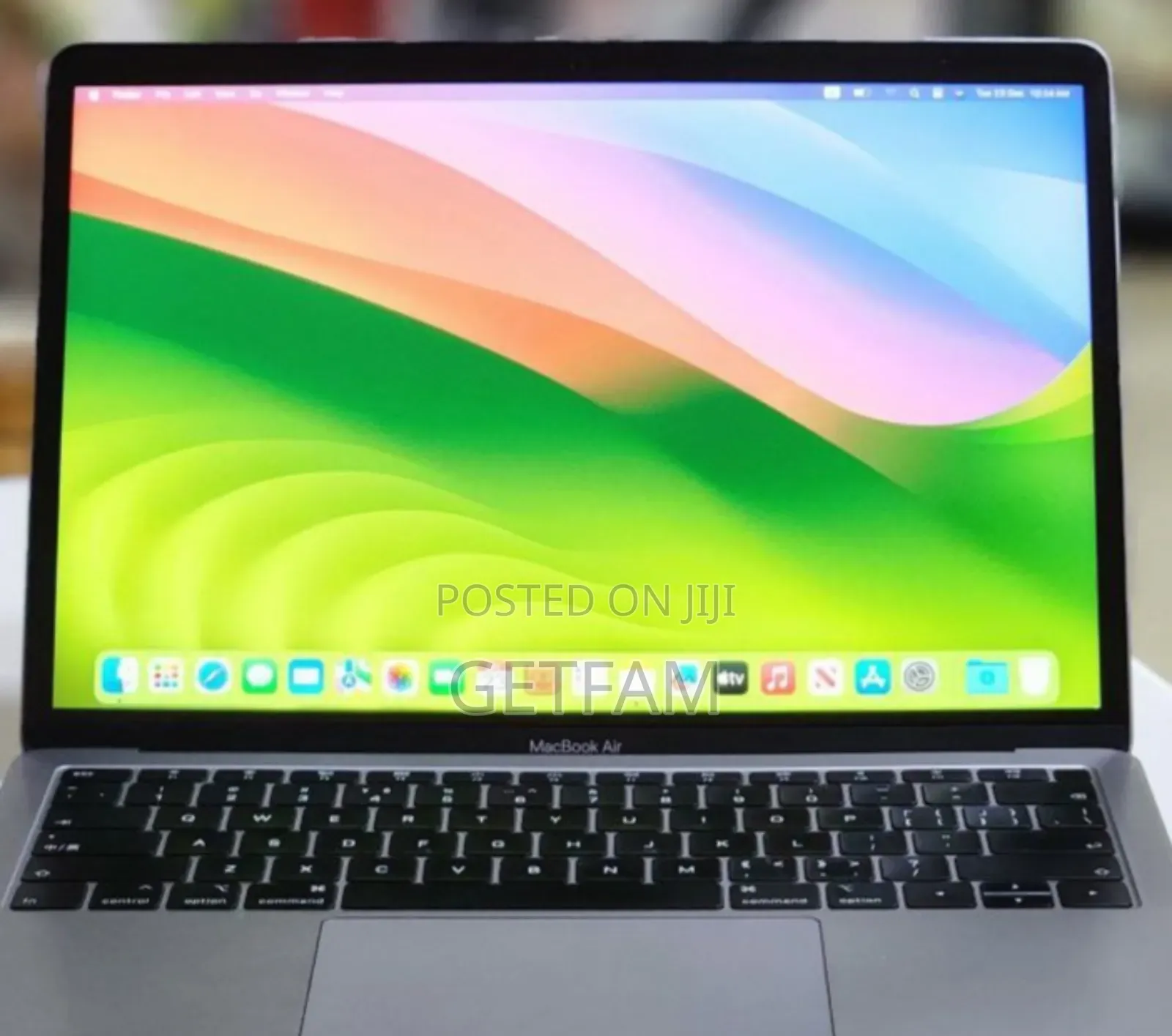 New Laptop Apple MacBook Pro 2019 8GB Intel Core I5 SSD 256GB