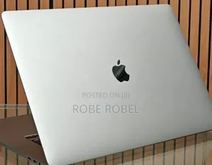 New Laptop Apple MacBook Pro 2019 8GB Intel Core I5 SSD 512GB