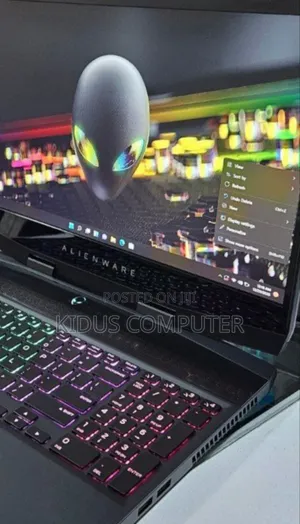 New Laptop Alienware Area-51m 16GB Intel Core I7 SSD 512GB