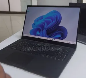 New Laptop Asus VivoBook 15 X505BA 16GB Intel Core I9 SSD 1T