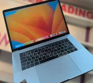 New Laptop Apple MacBook Pro 2017 16GB Intel Core I7 SSD 512GB