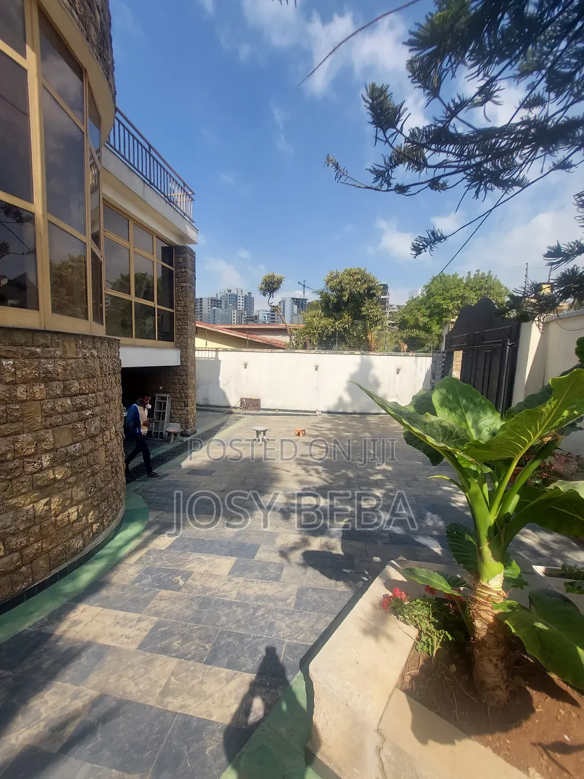 4bdrm House in Bole for rent