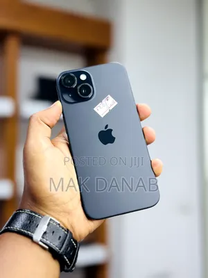 New Apple iPhone 15 128 GB Black